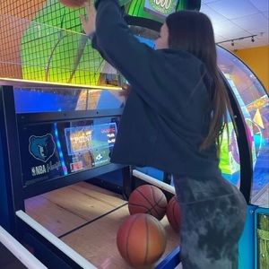 Meet your Posher, Juliet